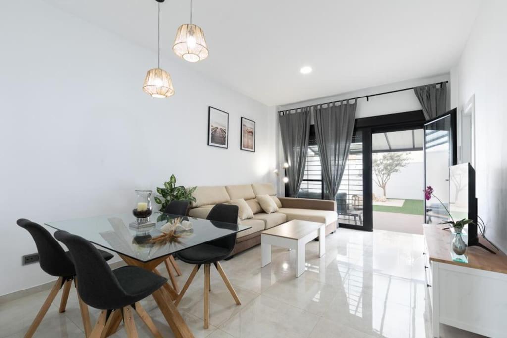 فيلا The Butterfly House Rafelbunol المظهر الخارجي الصورة