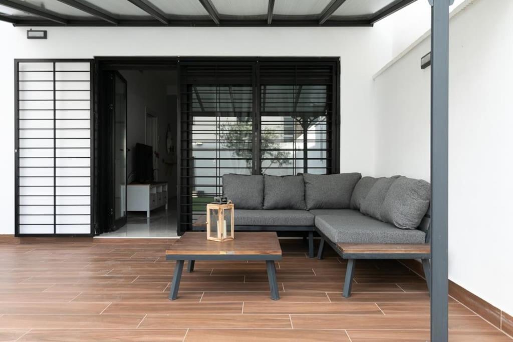 فيلا The Butterfly House Rafelbunol المظهر الخارجي الصورة